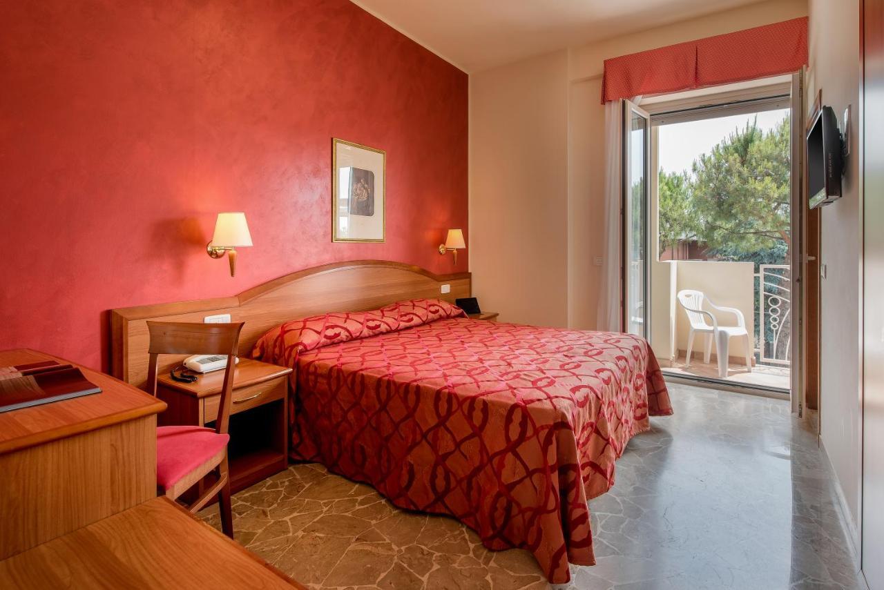 Hotel Tiffany Rimini Luaran gambar