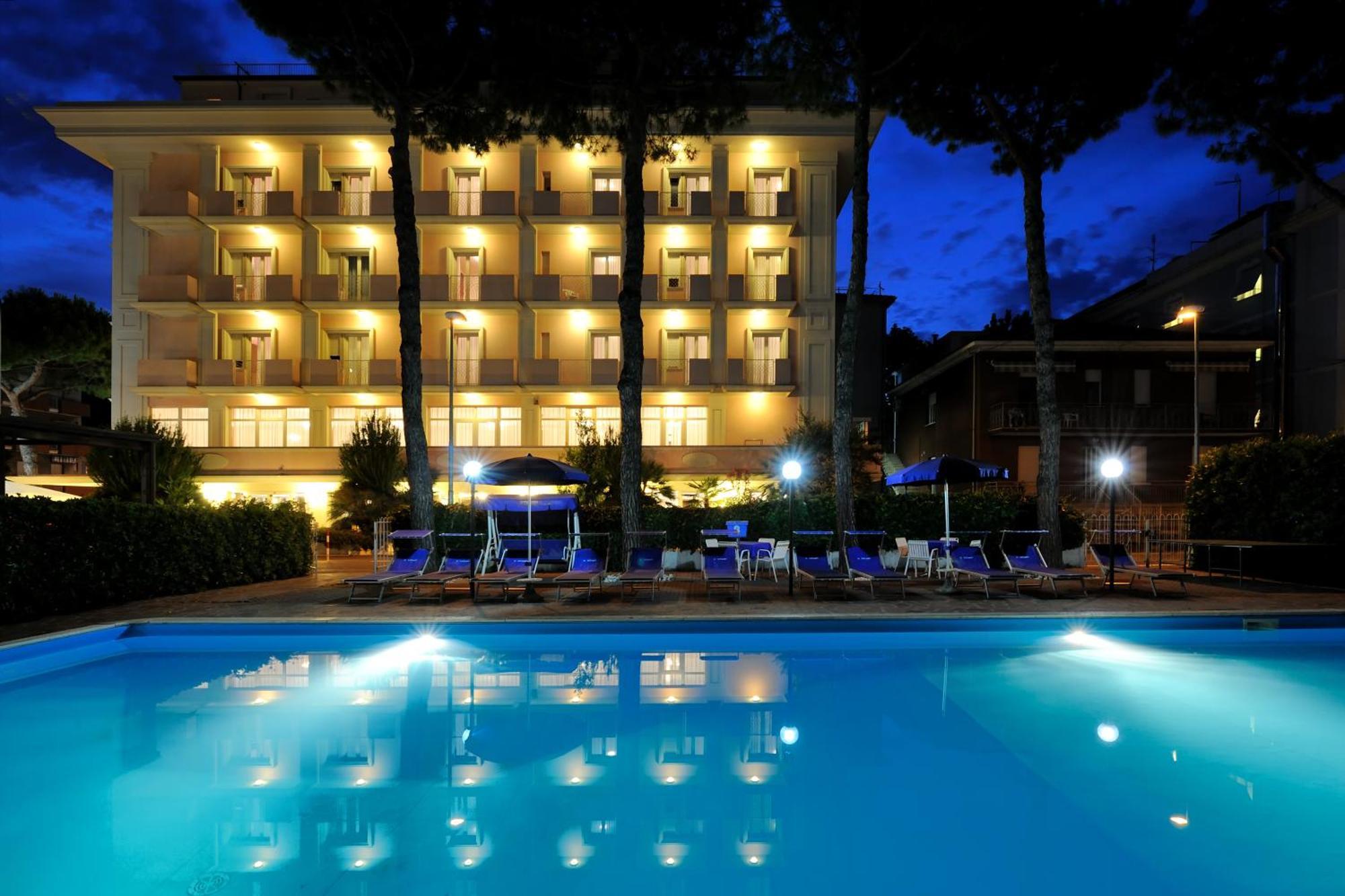 Hotel Tiffany Rimini Luaran gambar