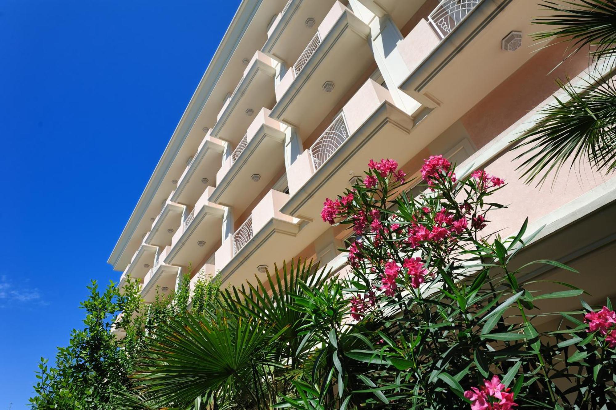 Hotel Tiffany Rimini Luaran gambar