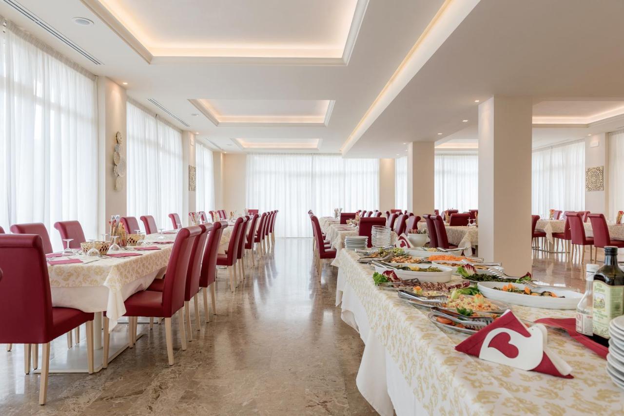 Hotel Tiffany Rimini Luaran gambar